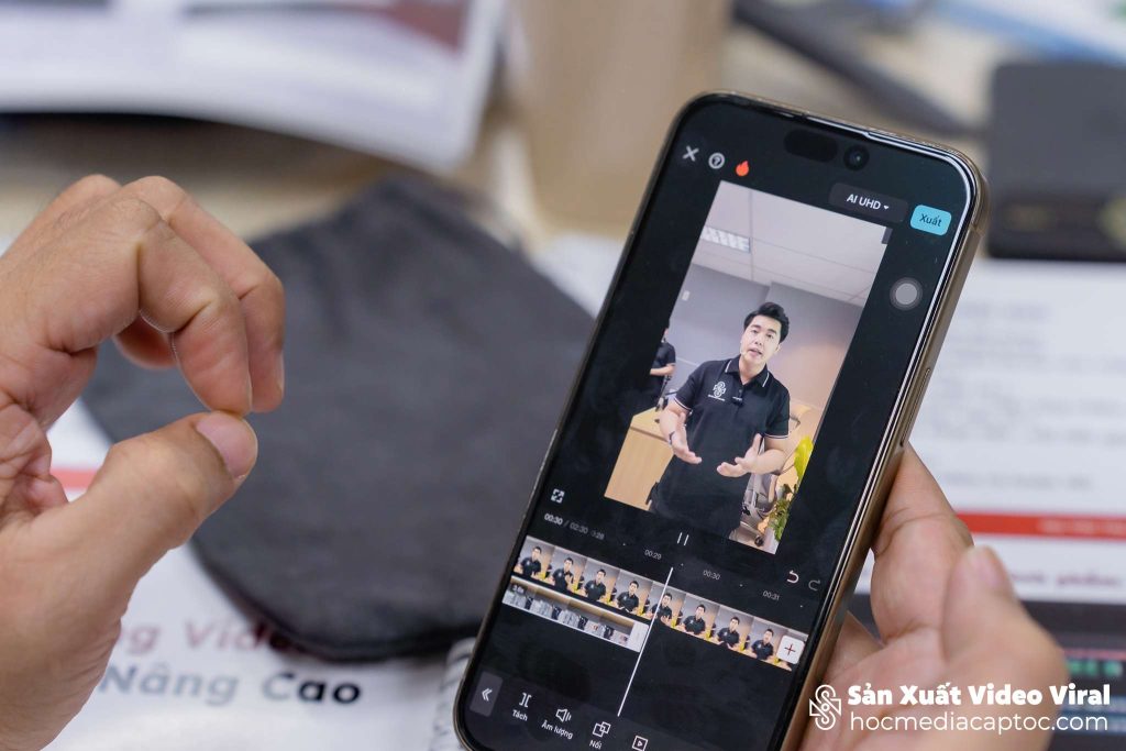 học dựng video cơ bản